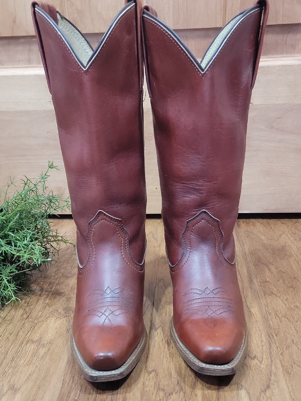 Vintage Frye Women's Snip Toe Cowgirl Boots 5.5 - Picture 2 of 16